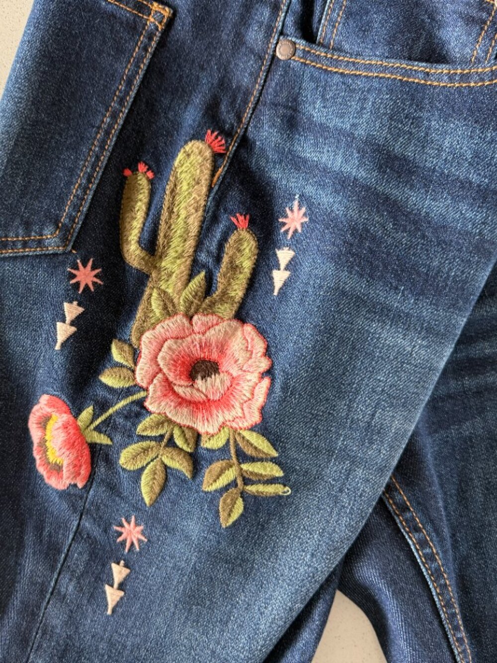 Johnny Was The Boot Jean Embroidered High Rise Jeans, Size 30 - Picture 7 of 14
